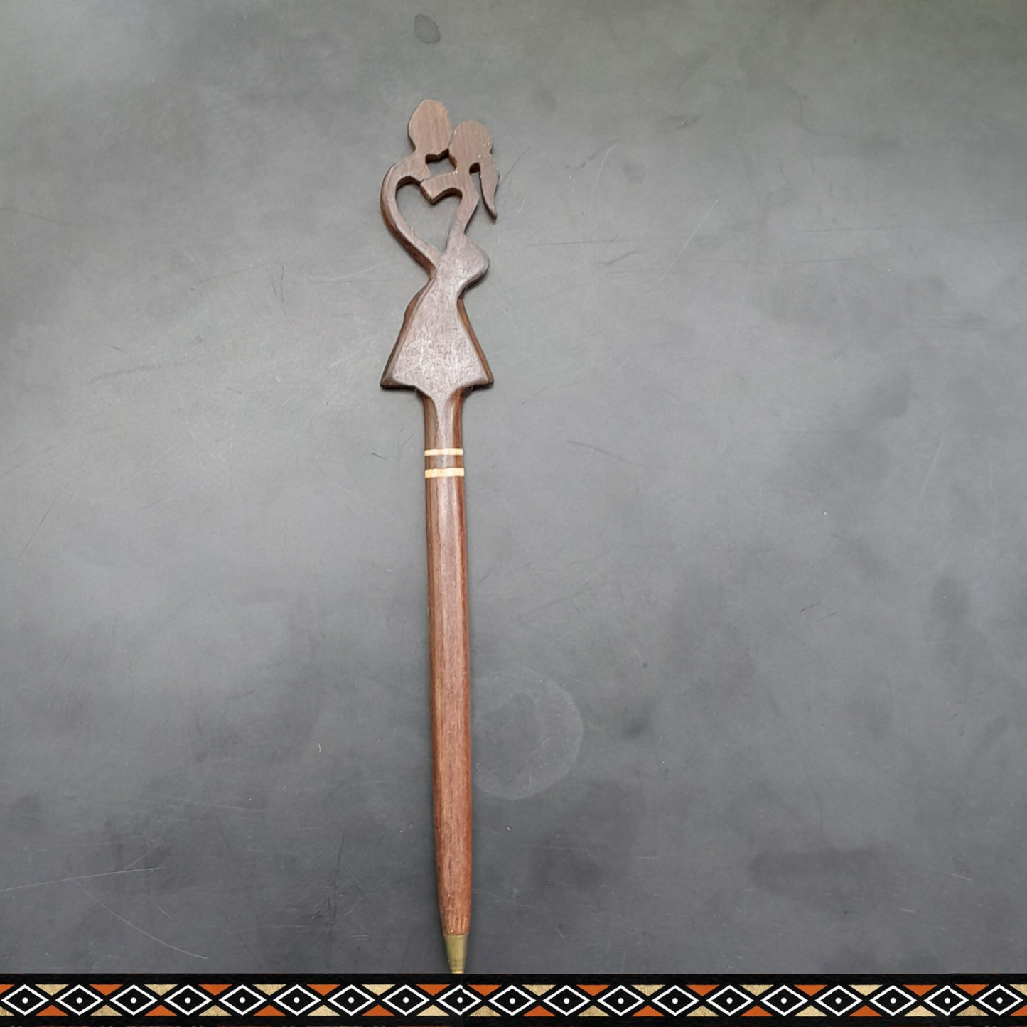 Stylo en Bois Rechargeable – Symboles Africains